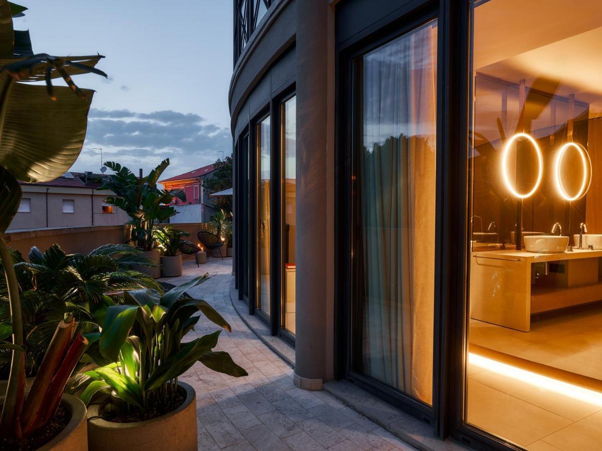 Le Residenze By Victoria Palace กัตตอลิกา ภายนอก รูปภาพ