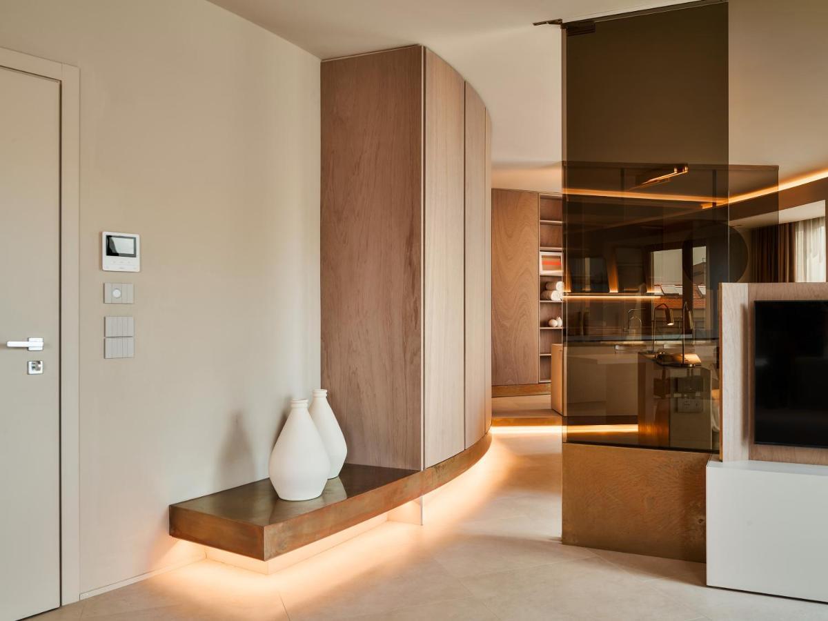 Le Residenze By Victoria Palace กัตตอลิกา ภายนอก รูปภาพ