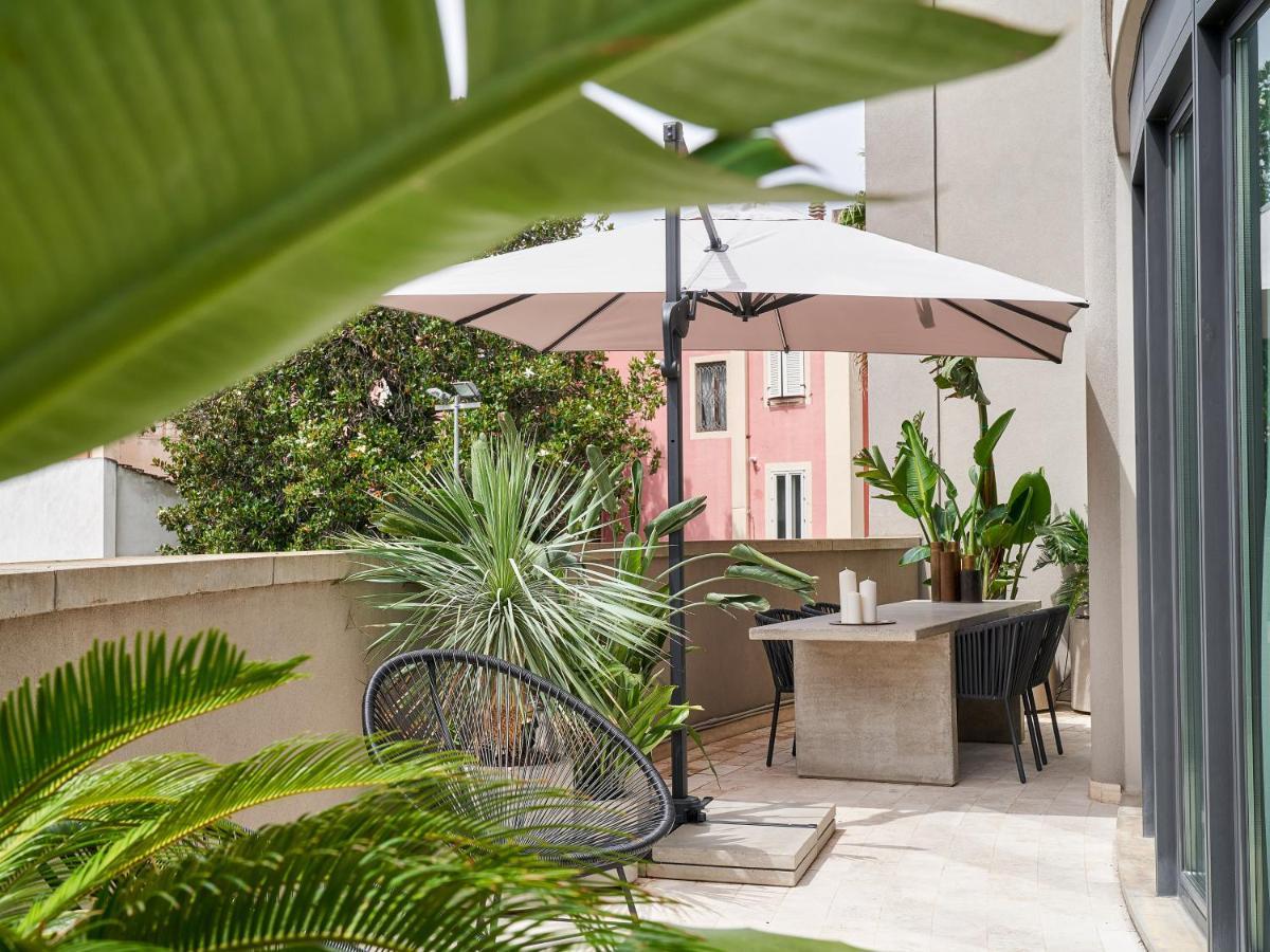 Le Residenze By Victoria Palace กัตตอลิกา ภายนอก รูปภาพ