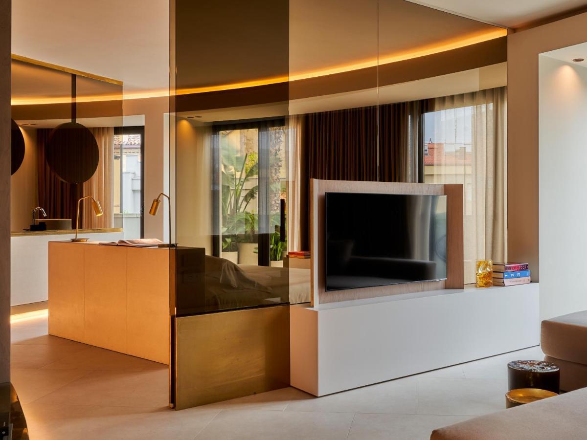 Le Residenze By Victoria Palace กัตตอลิกา ภายนอก รูปภาพ
