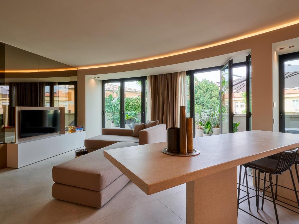 Le Residenze By Victoria Palace กัตตอลิกา ภายนอก รูปภาพ
