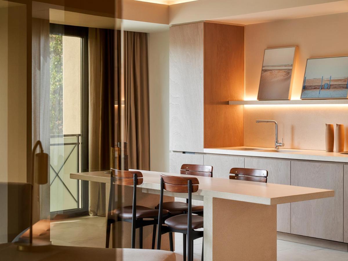 Le Residenze By Victoria Palace กัตตอลิกา ภายนอก รูปภาพ