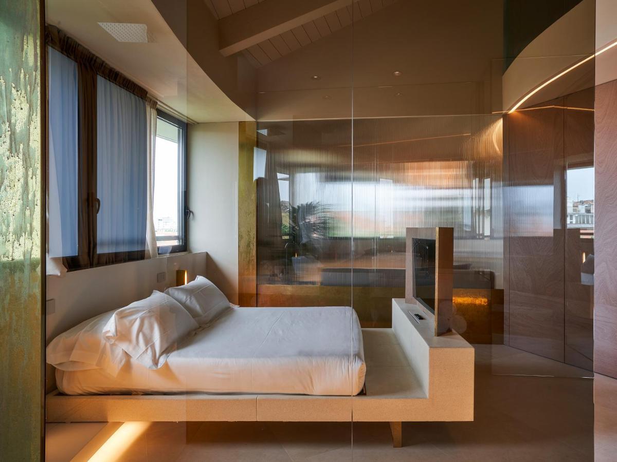 Le Residenze By Victoria Palace กัตตอลิกา ภายนอก รูปภาพ