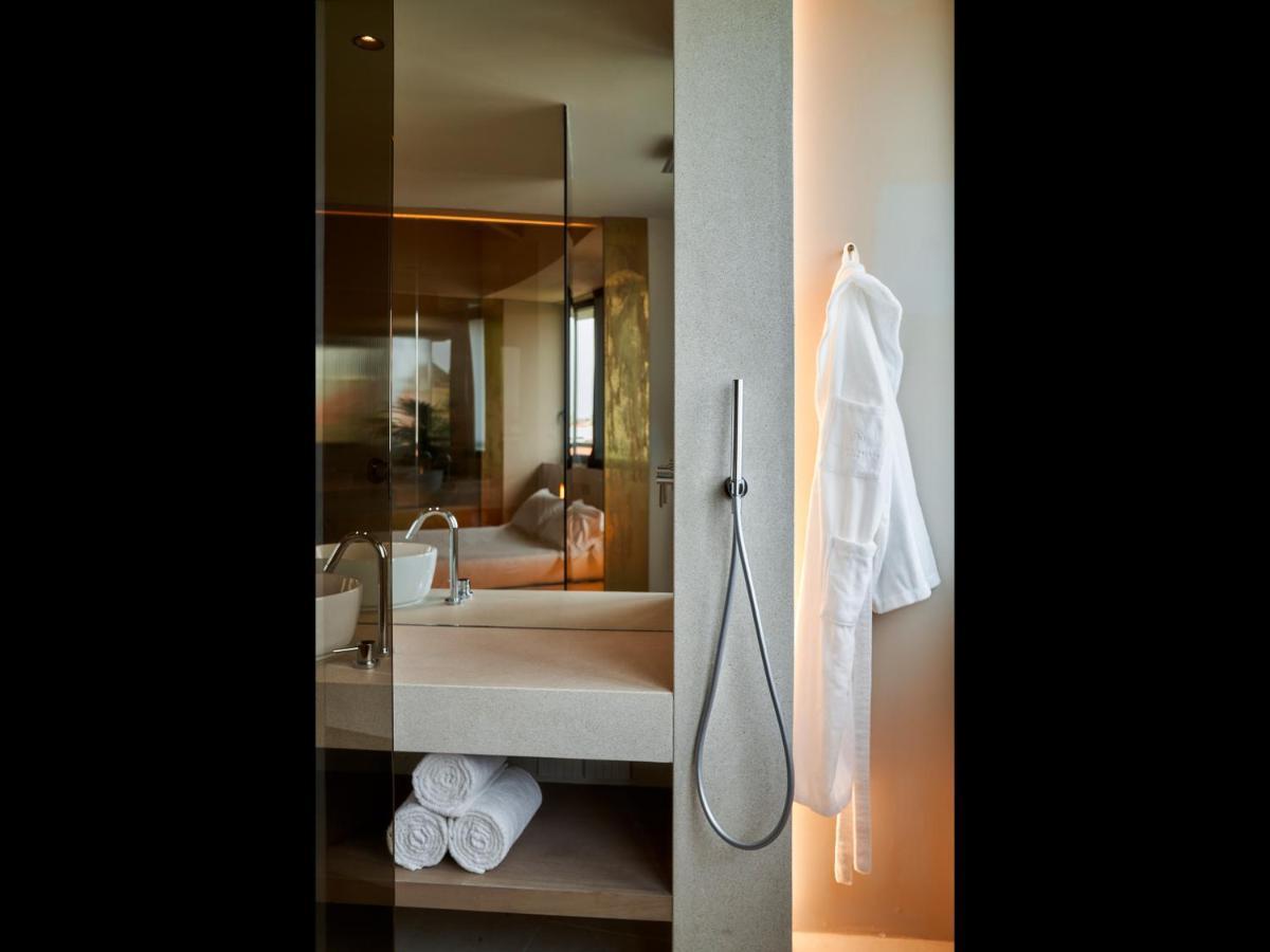 Le Residenze By Victoria Palace กัตตอลิกา ภายนอก รูปภาพ